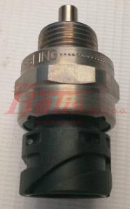 CZUJNIK zf BLOKADY TYLNEGO MOSTU/ WŁĄCZNIK ŚWIATEŁ COFANIA/ M18*1,5 SCANIA R/ R 660/ R 780/782/ RB 660/662/ RP/RBP 735/835 SCANIA SERIA 4 R 660/ RB 660/ R 780/ RP/RBP 832  zf